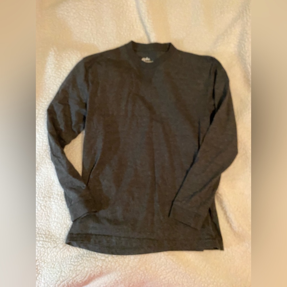 Jackson  Hole size medium Men's Gray Long Sleeve Shirt